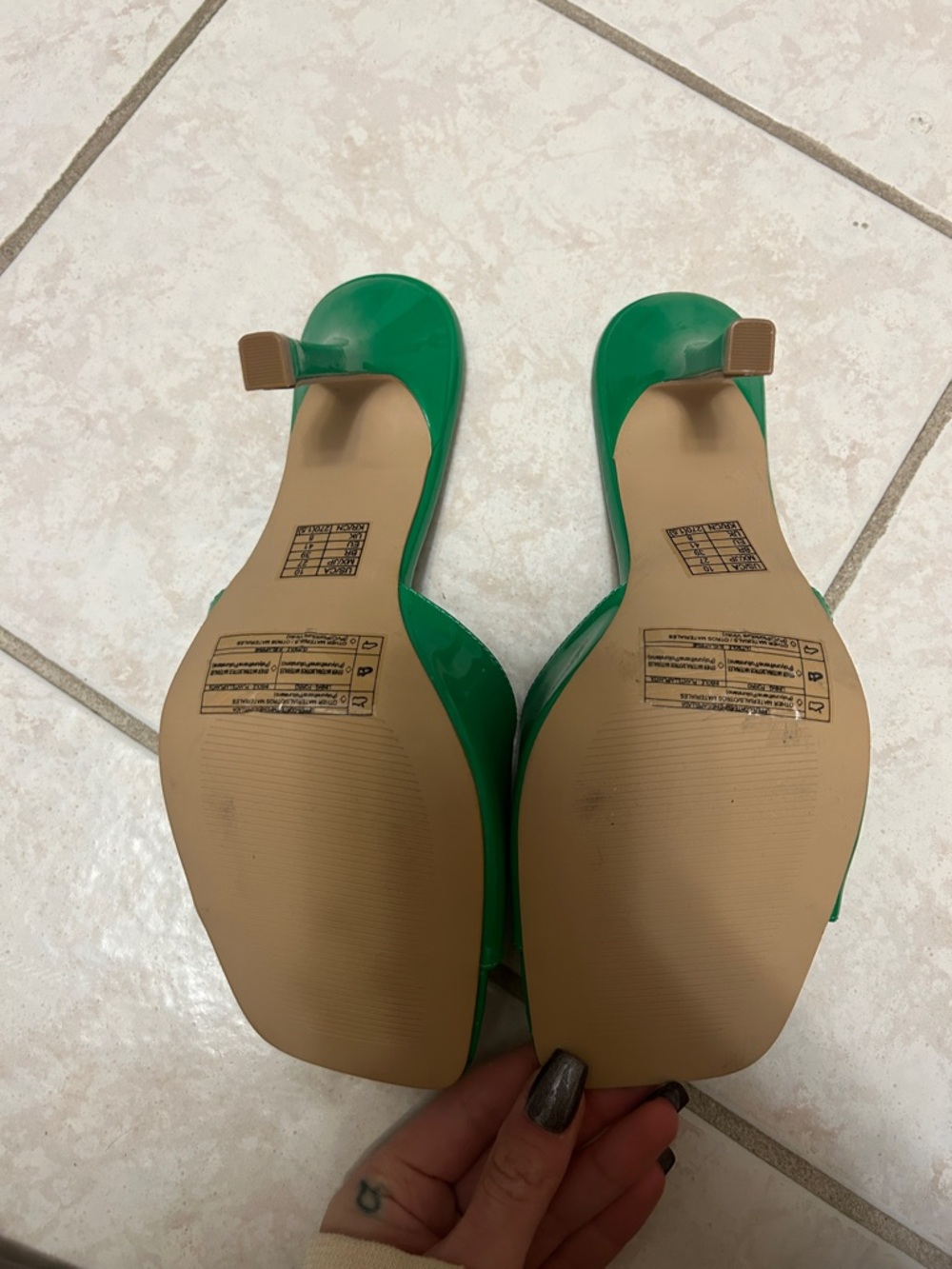 Forever 21 Emerald Green Slide Heels - Picture 7 of 7
